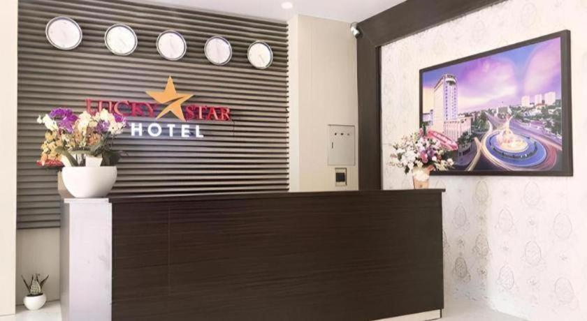 Lucky Star Hotel Buon Ma Thuot Exterior photo
